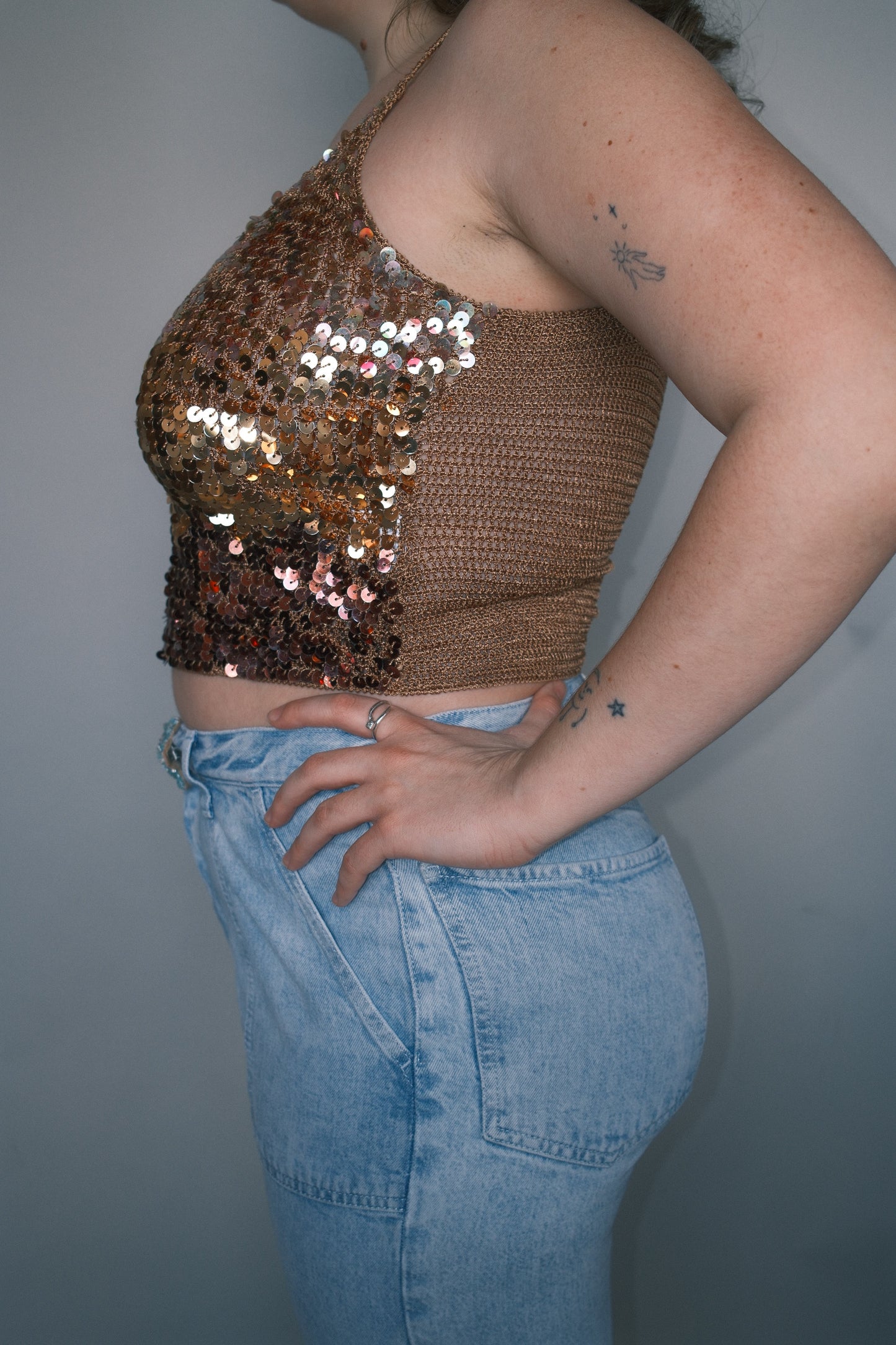 Metallic top