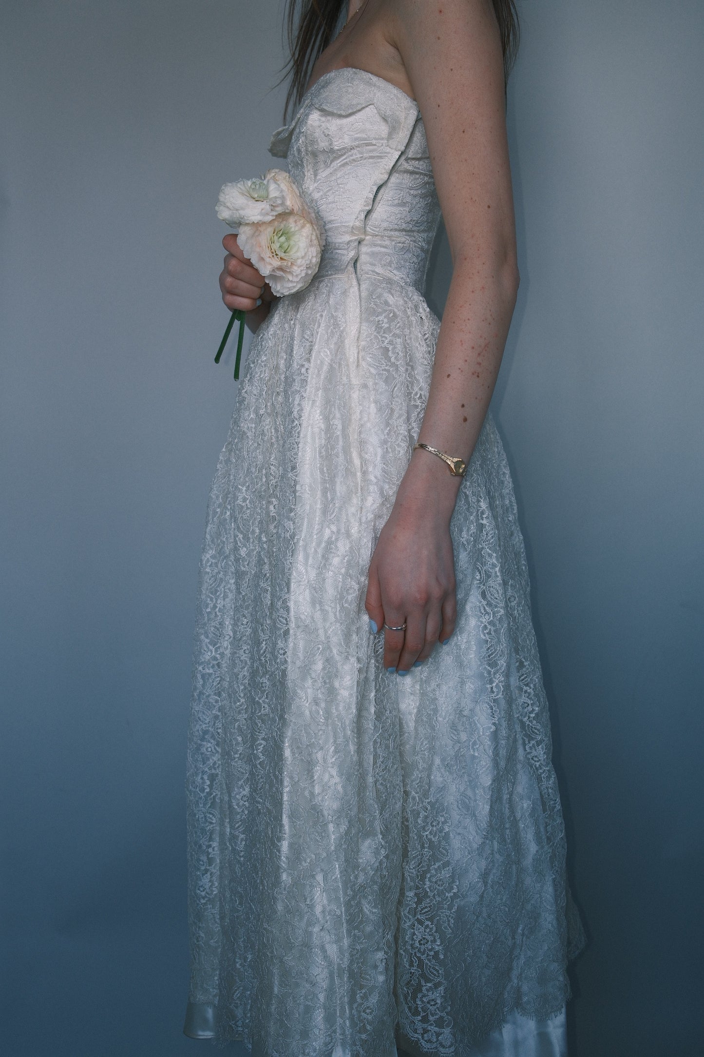 Strapless bridal dress